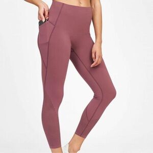 SPANX Every Wear Laser Wave 7/8 Leggings sz Medium NWT